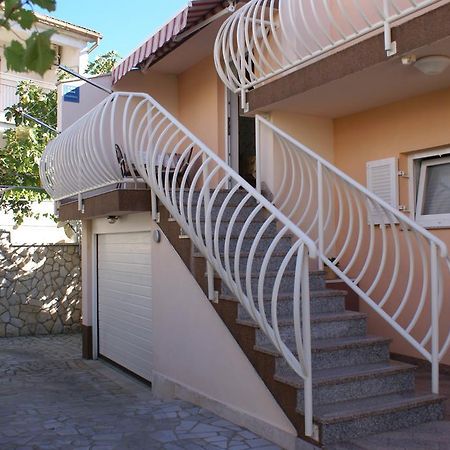 Apartment Anka D Krk Town Eksteriør bilde