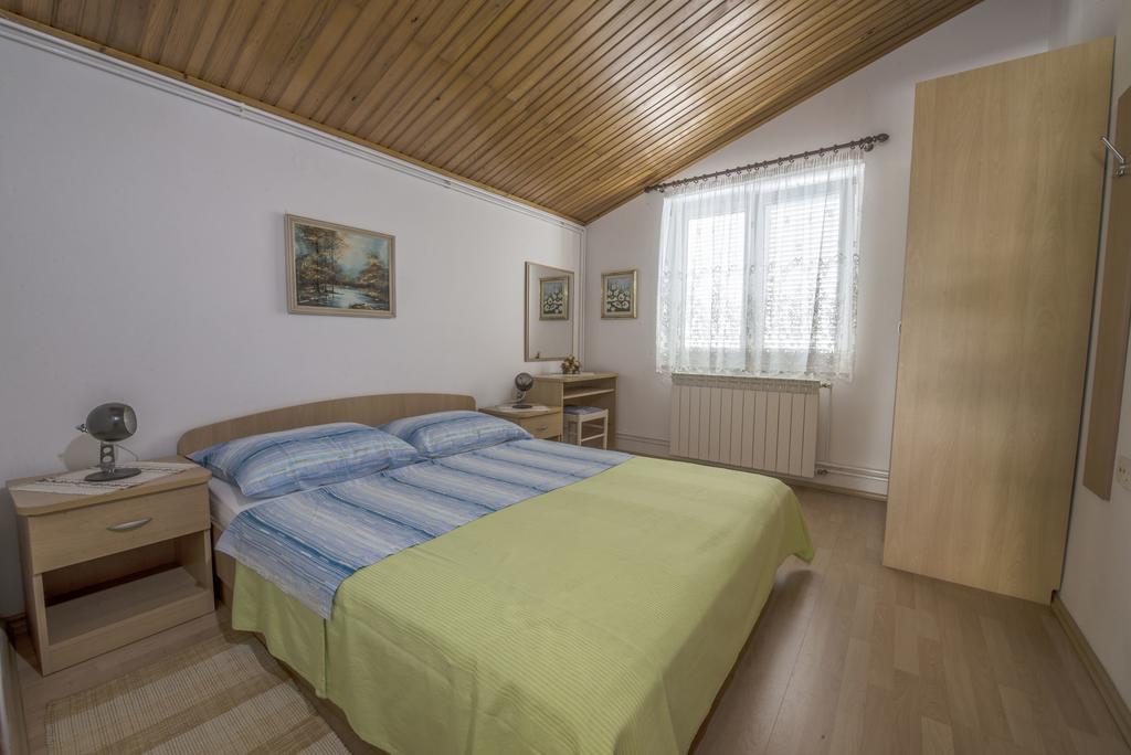 Apartment Anka D Krk Town Eksteriør bilde